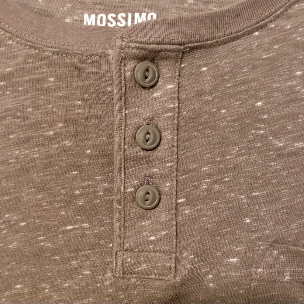 Mossimo Supply Co Men’s Cement Button Tee NWT - Picture 2 of 3